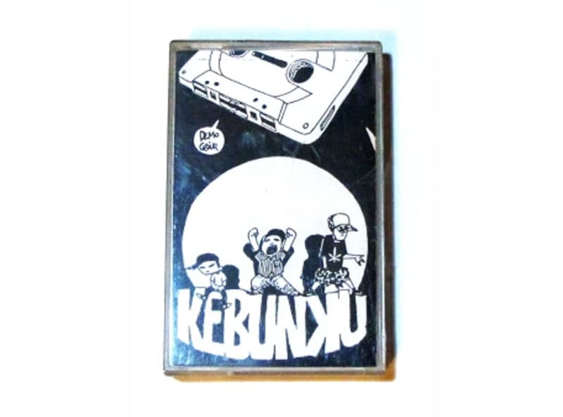 2 artefak bernama KEBUNKU