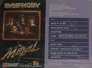 Lirik Indonesia Keren: Symphony / Lensa Kamar Putih