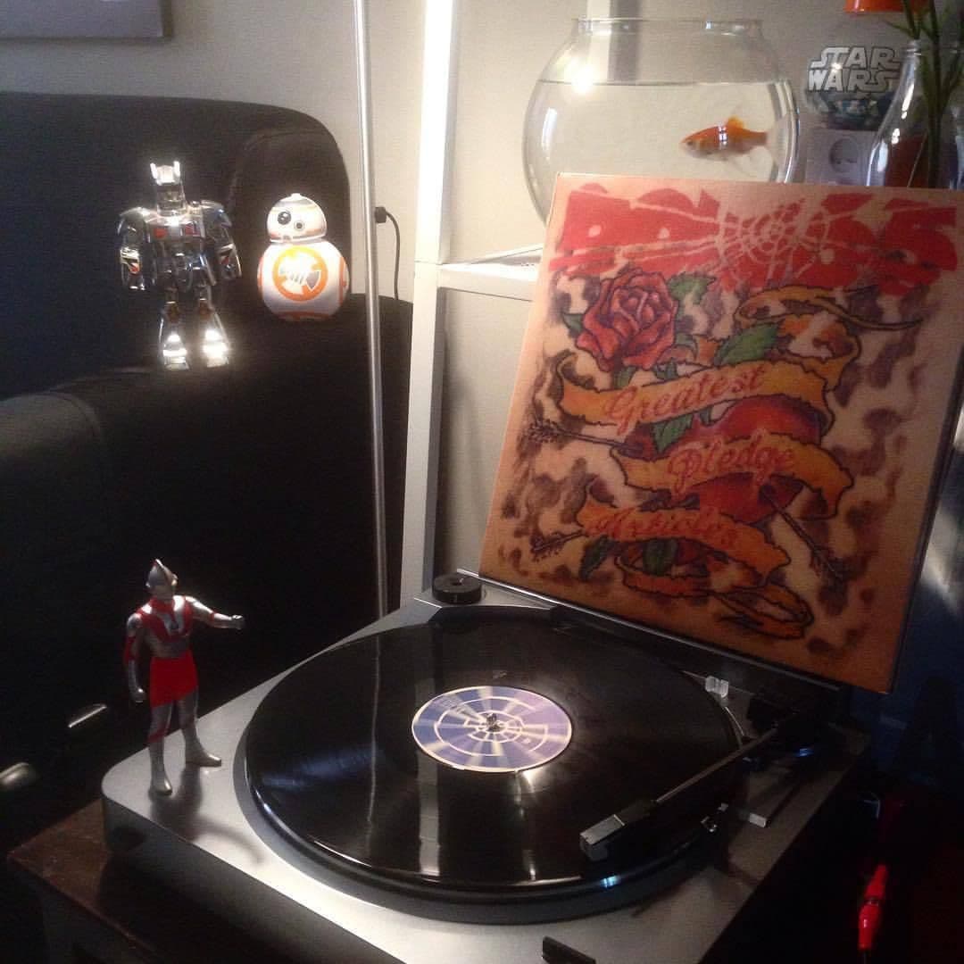 Dom 65 Dalam Format Vinyl